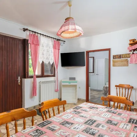 Seaside 064 By Guide * 풀라